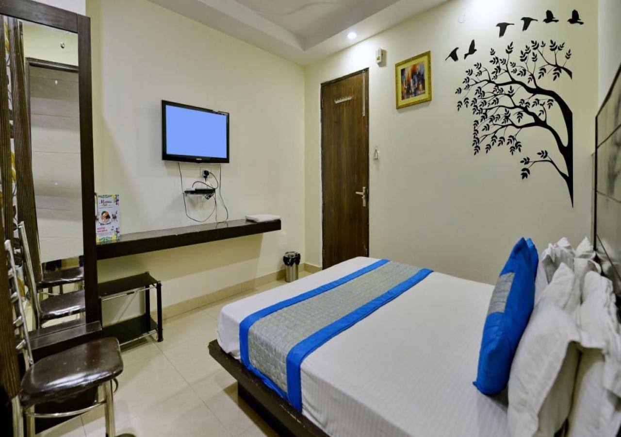 Hotel International Neelam Near New Delhi Railway Station Exterior photo