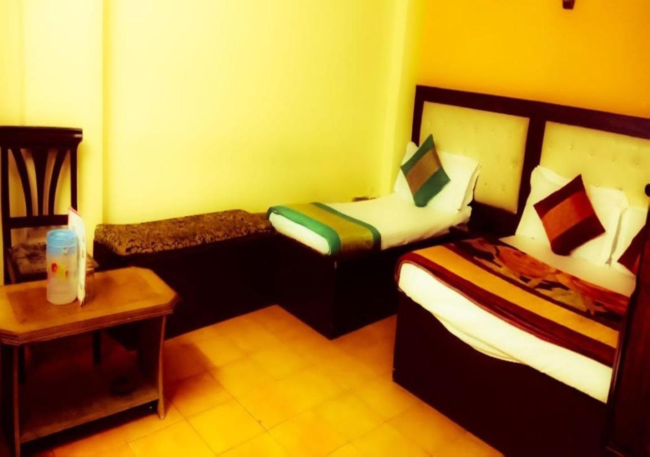 Hotel International Neelam Near New Delhi Railway Station Exterior photo